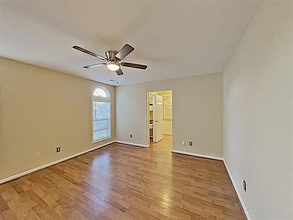 2nd image of 10206 Orchard Grass Ct #10206