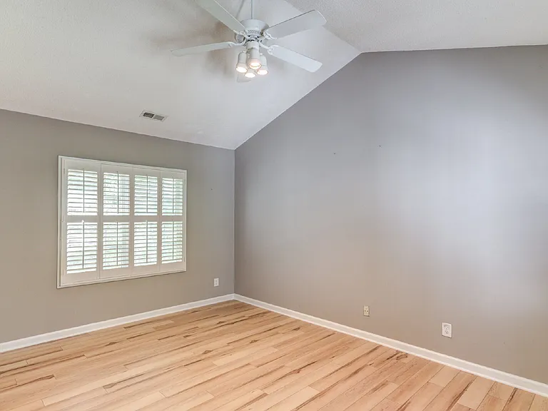 103 Unaka Ct — Photo 47