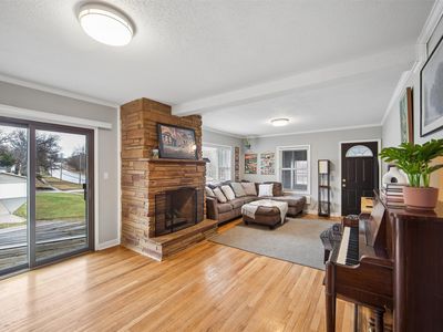 1989 SW 9th St, Des Moines, IA, 50315