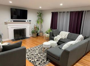 222 Pembrook Rd, Mountainside, NJ 07092