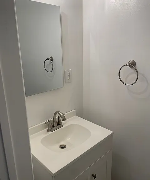 Powder room (toilet present also)