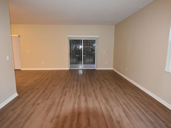 5th image of 35049 Meadow Reach Dr
