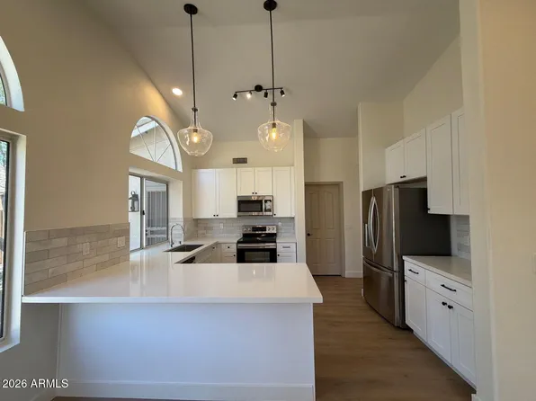 19830 N 84TH Avenue, Peoria, AZ 85382