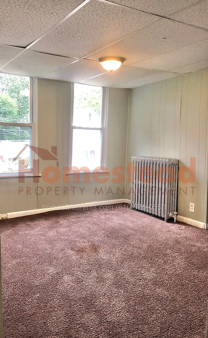 4 Bedroom Upper Darby Home — Photo 1