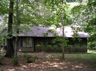 1090 Hunters Ridge Rd, Earlysville, VA 22936