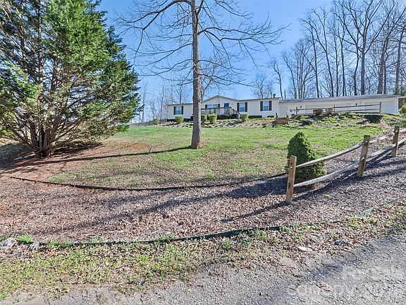 5th image of 136 Peaceful Valley Dr