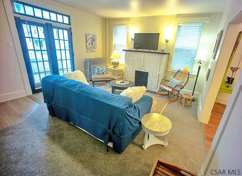 1 bed, 1.0 bath, 1045 sqft, $1,395 — Photo 4