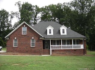 1617 Heritage Ridge Ct, Dallas, NC 28034