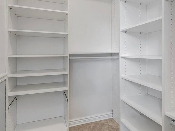 5th image of 6739 Ingalls St