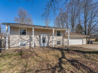 1315 W Glenlord Rd, Saint Joseph, MI 49085
