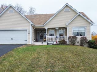 111 Parkside Dr, Colchester, NS B6L4A6