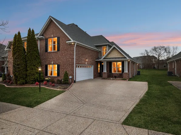 1308 Waxwing Dr, Hermitage, TN 37076