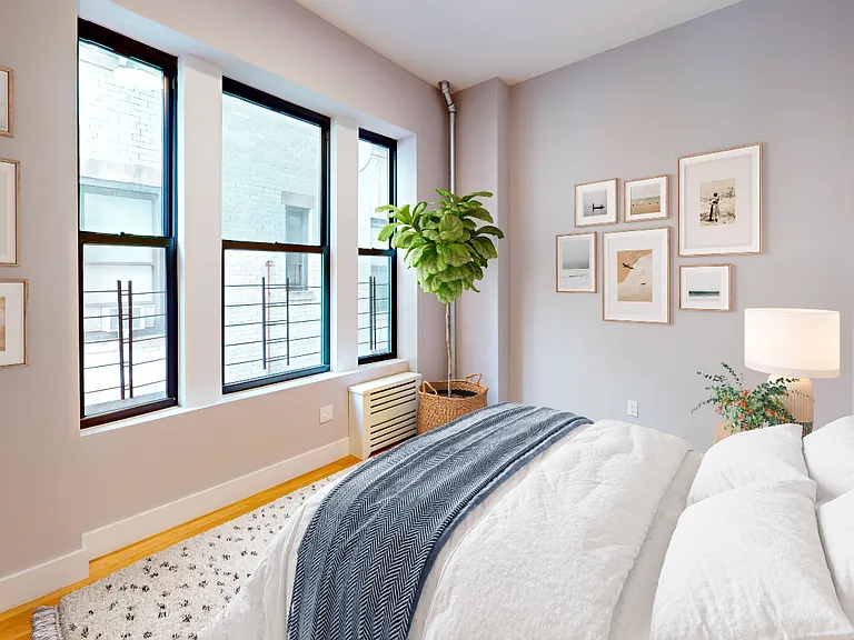 1061 Saint Nicholas Ave #4 — Photo 2