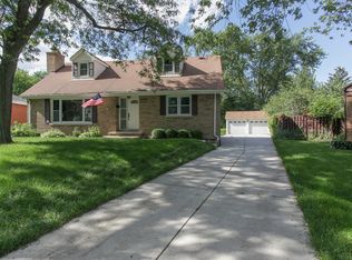 2234 Grandview Pl, Glenview, IL