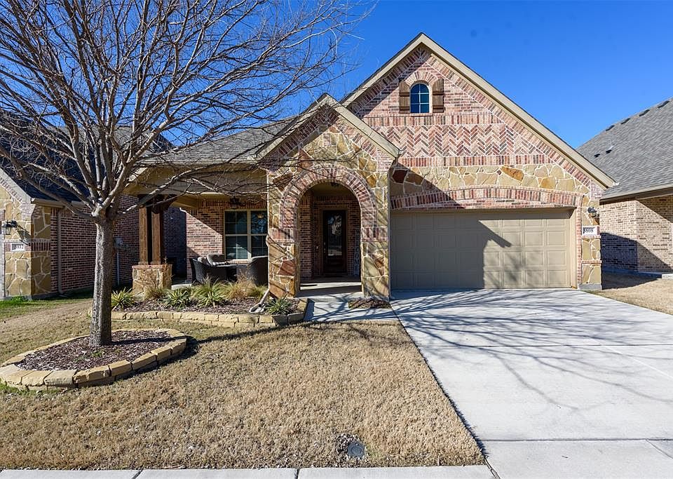 1st image of 3808 Burnett Dr