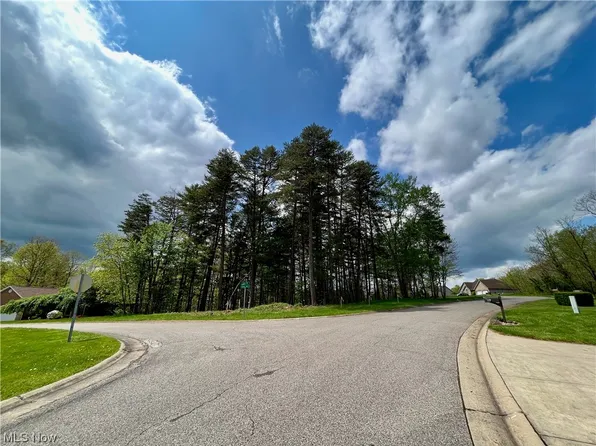 37 Lewis Pointe Dr, Vincent, OH 45784