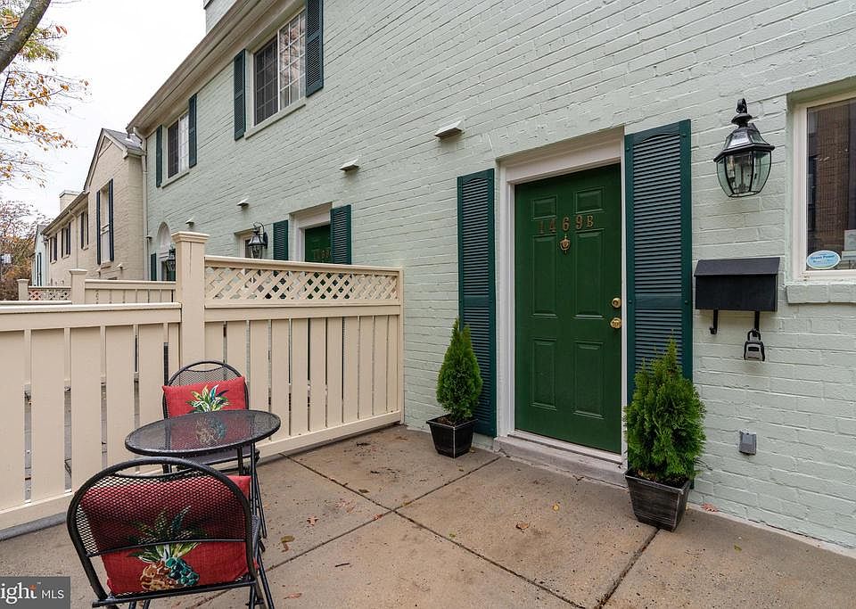 1st image of 1469 N Van Dorn St #B