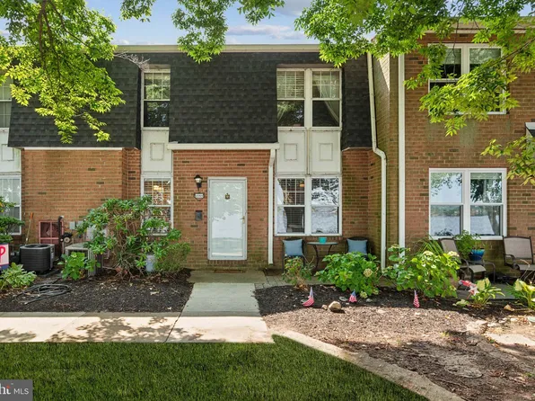 2088 Harbour Dr, Palmyra, NJ 08065