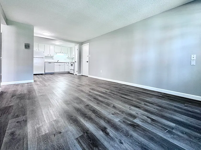 6 Old Colony Ln #2 — Photo 5