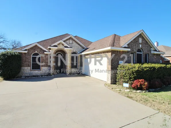 314 Cascade Dr, Red Oak, TX 75154