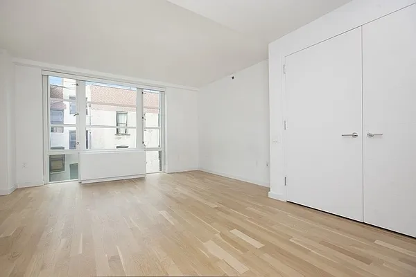 Rented by REAL New York | media 12