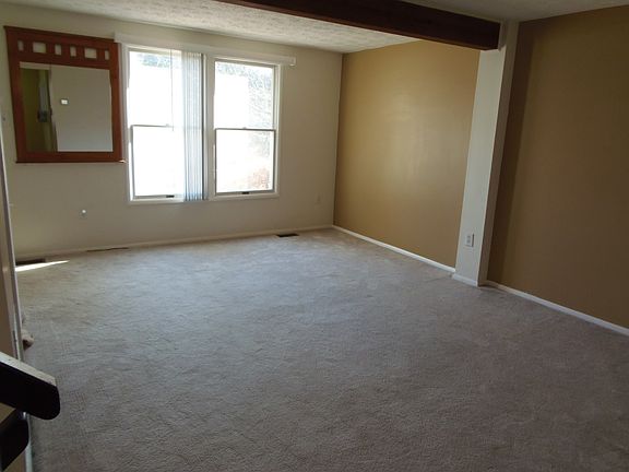3rd image of 10634 Whiterock Ct