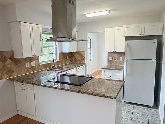 4th image of 661 Murphy Rd