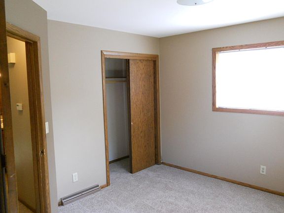 Upper Bedroom #2