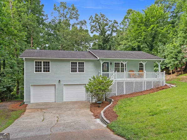 426 Riverlake Ct, Woodstock, GA 30188