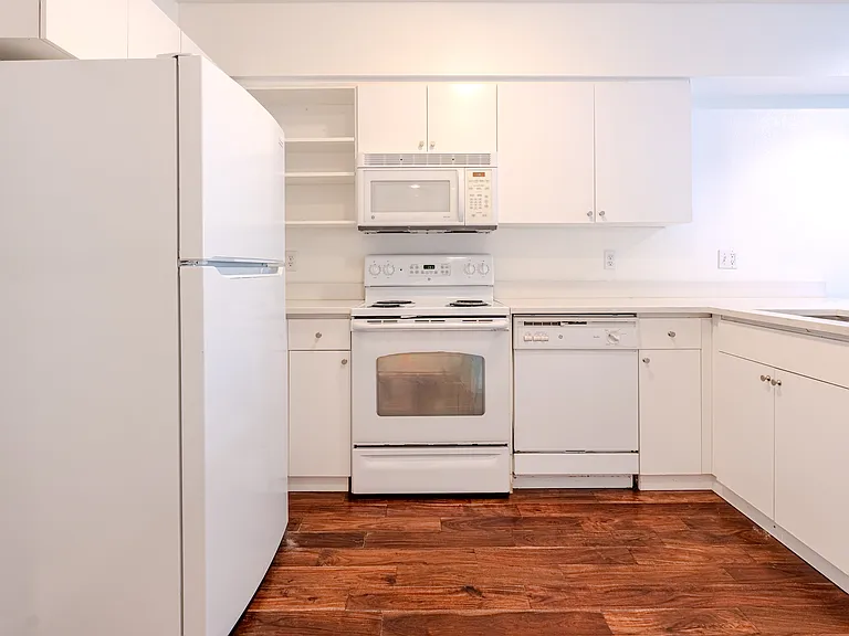 1620 Belmont Ave #226 — Photo 7