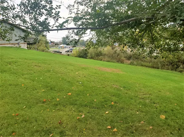 Ferry St, Montague, MI 49437