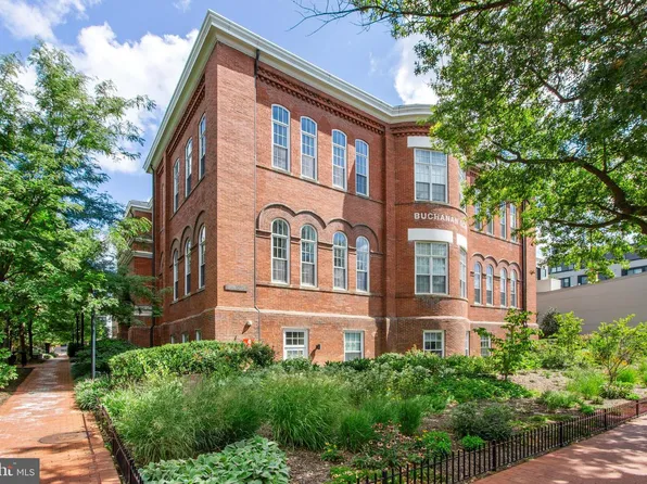 1324 E St SE #103, Washington, DC 20003