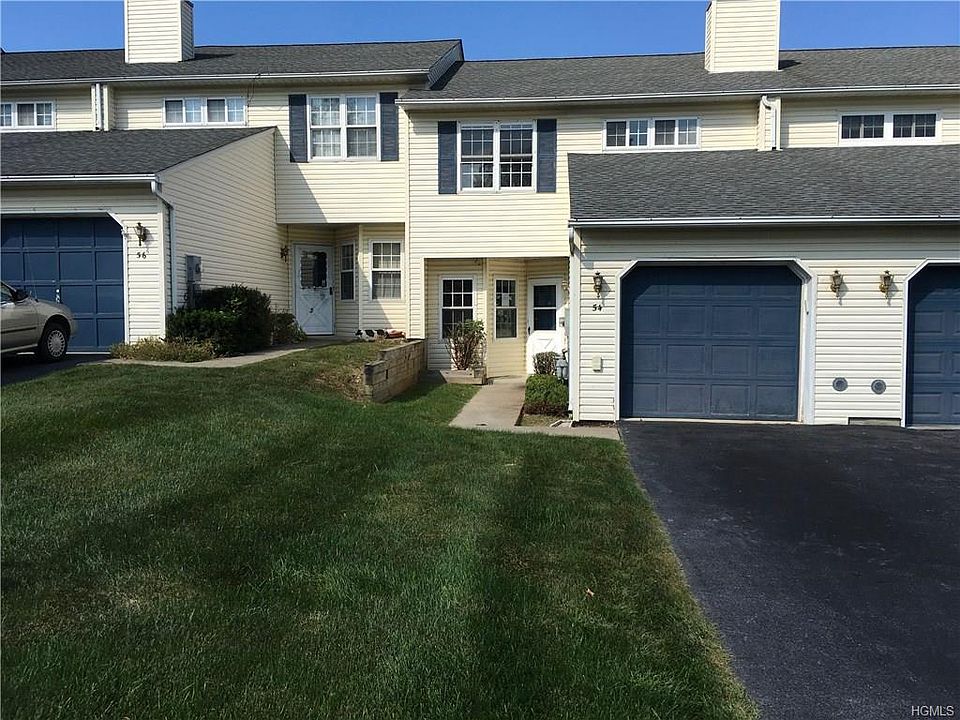 1st image of 54 Winding Brook Dr