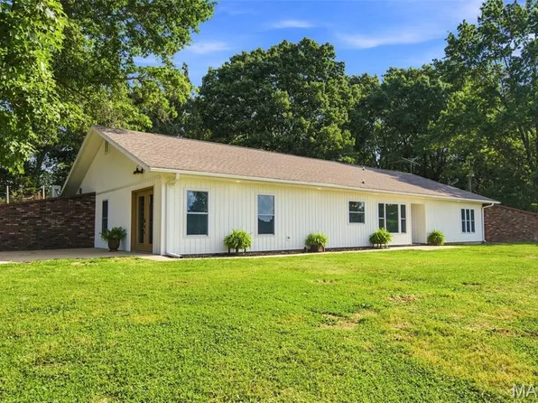 2856 Blanton Ln #M, Mountain Grove, MO 65711