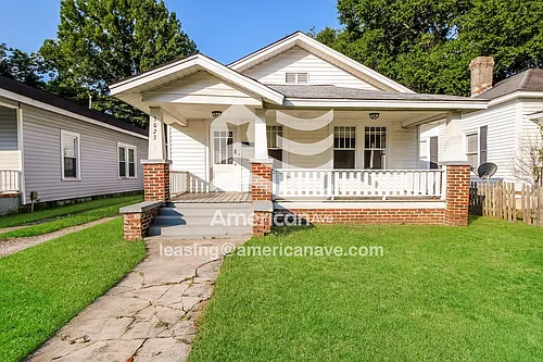 3023 River Dr Photo 1
