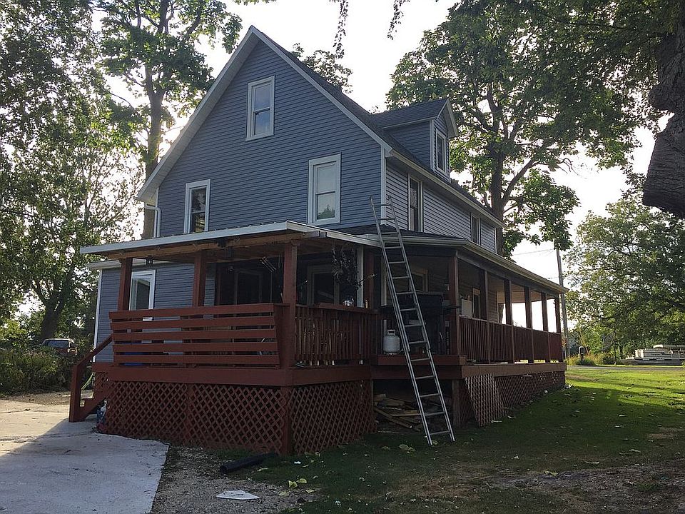 2nd image of 5832 E Creek Rd