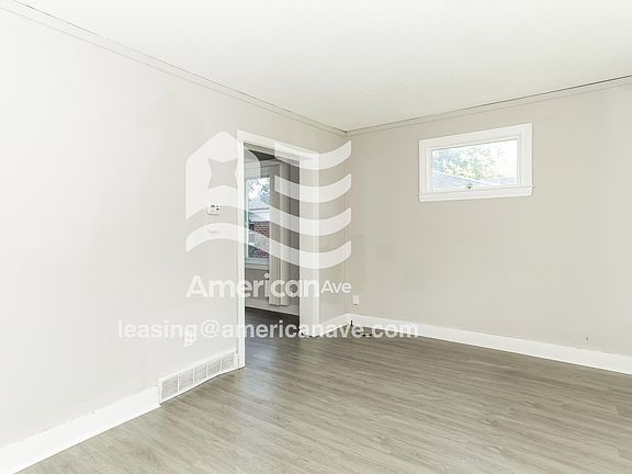 4-Living Room