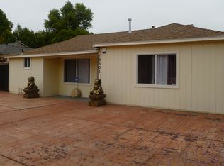 19605 Vanowen St, Reseda, CA 91335