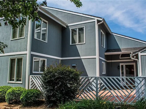 170 Pembrooke Ridge Ct, Bermuda Run, NC 27006