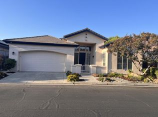 851 E Green Acres Dr, Fresno, CA
