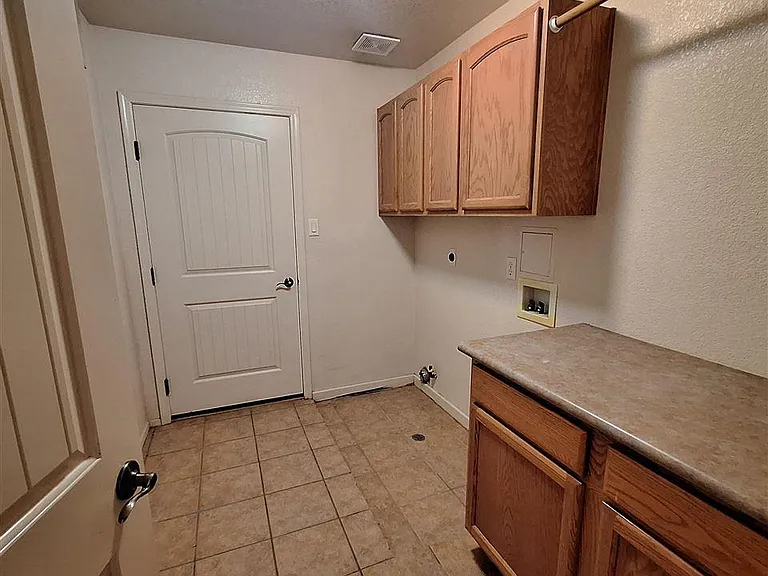 11785 E 28th Pl — Photo 20