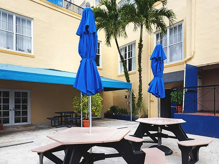 1300 Collins Ave #ID1272076P — Photo 19