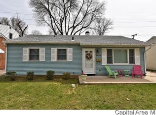 2436 E Wilshire Rd, Springfield, IL 62703