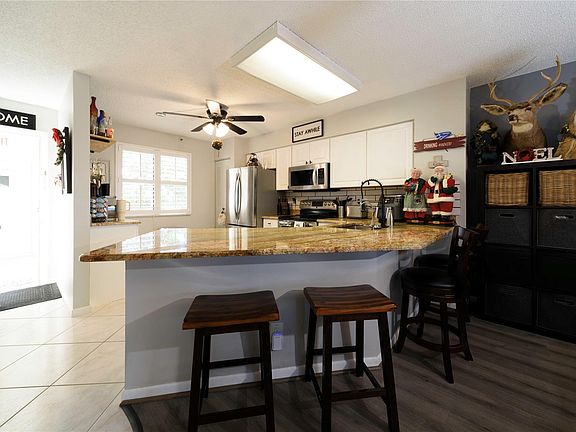 5th image of 2215 Cypress Island Drive #508