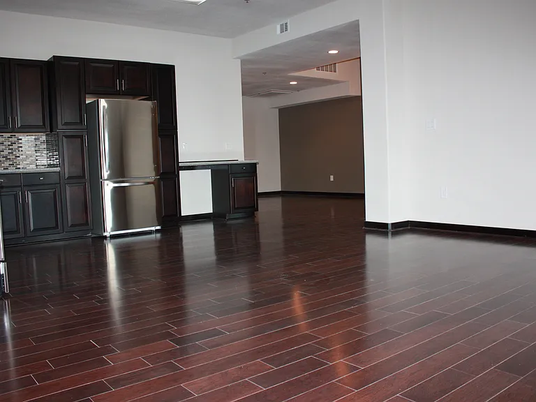 Tennison Lofts — Photo 27