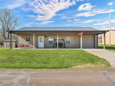 193 Cedar Cir, Alma, KS, 66401
