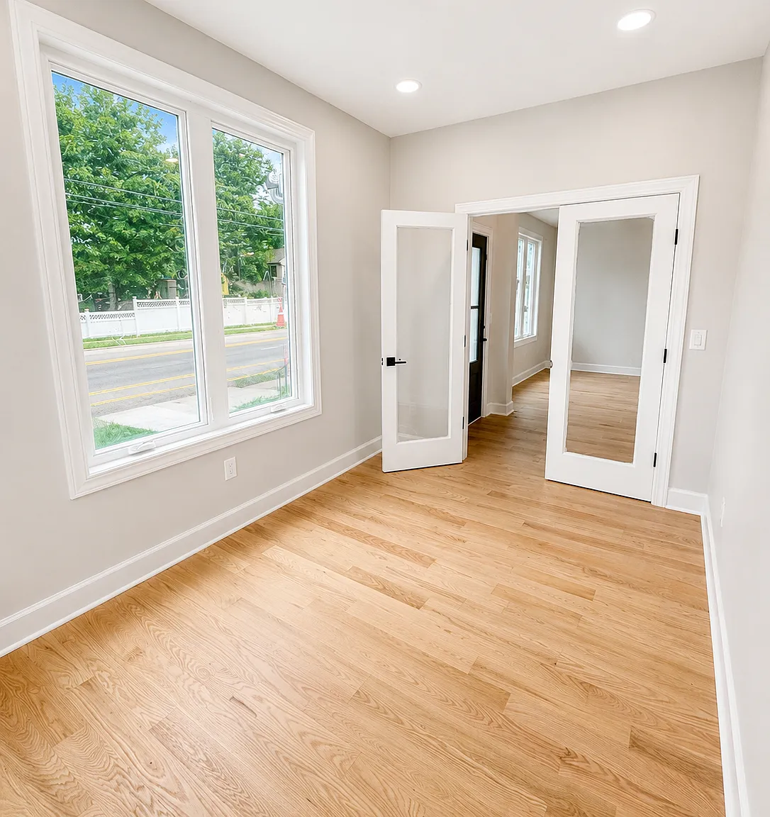 4 bed, 3.5 bath, 2100 sqft, $8,000 — Photo 2