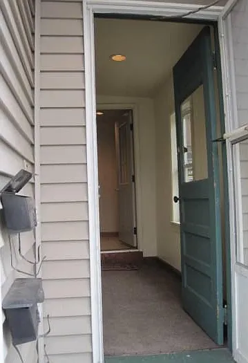 2 bed, 900 sqft, $2,175 — Photo 2