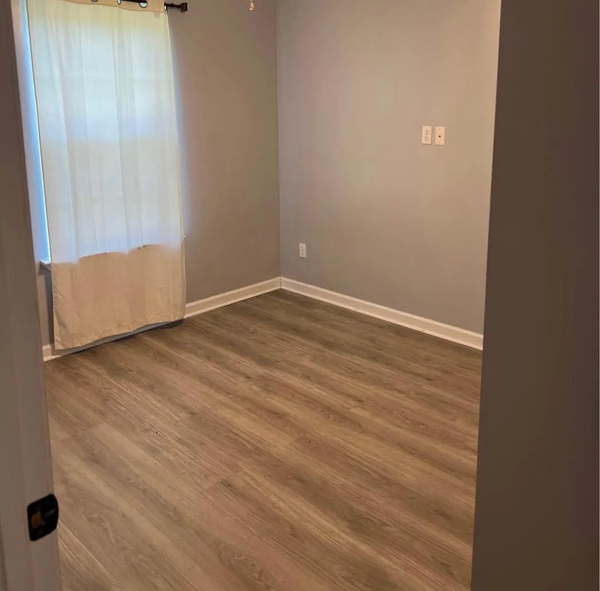 3 bed, 2.0 bath, 1200 sqft, $1,150 — Photo 4