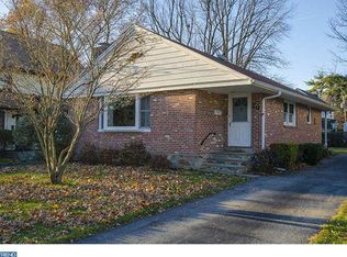 20 W Clearfield Rd, Havertown, PA 19083